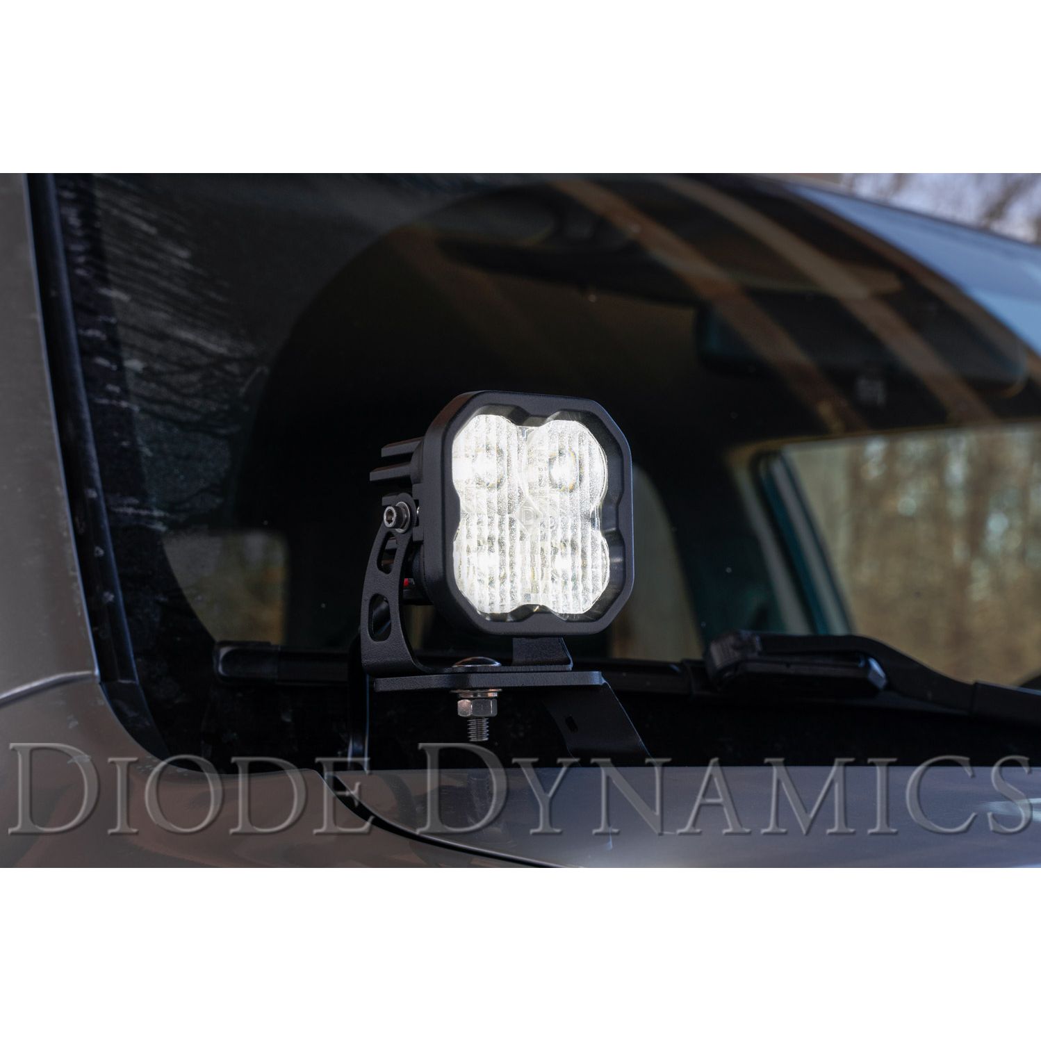 Pod light featuring advanced TIR optics for high efficiency and focus.