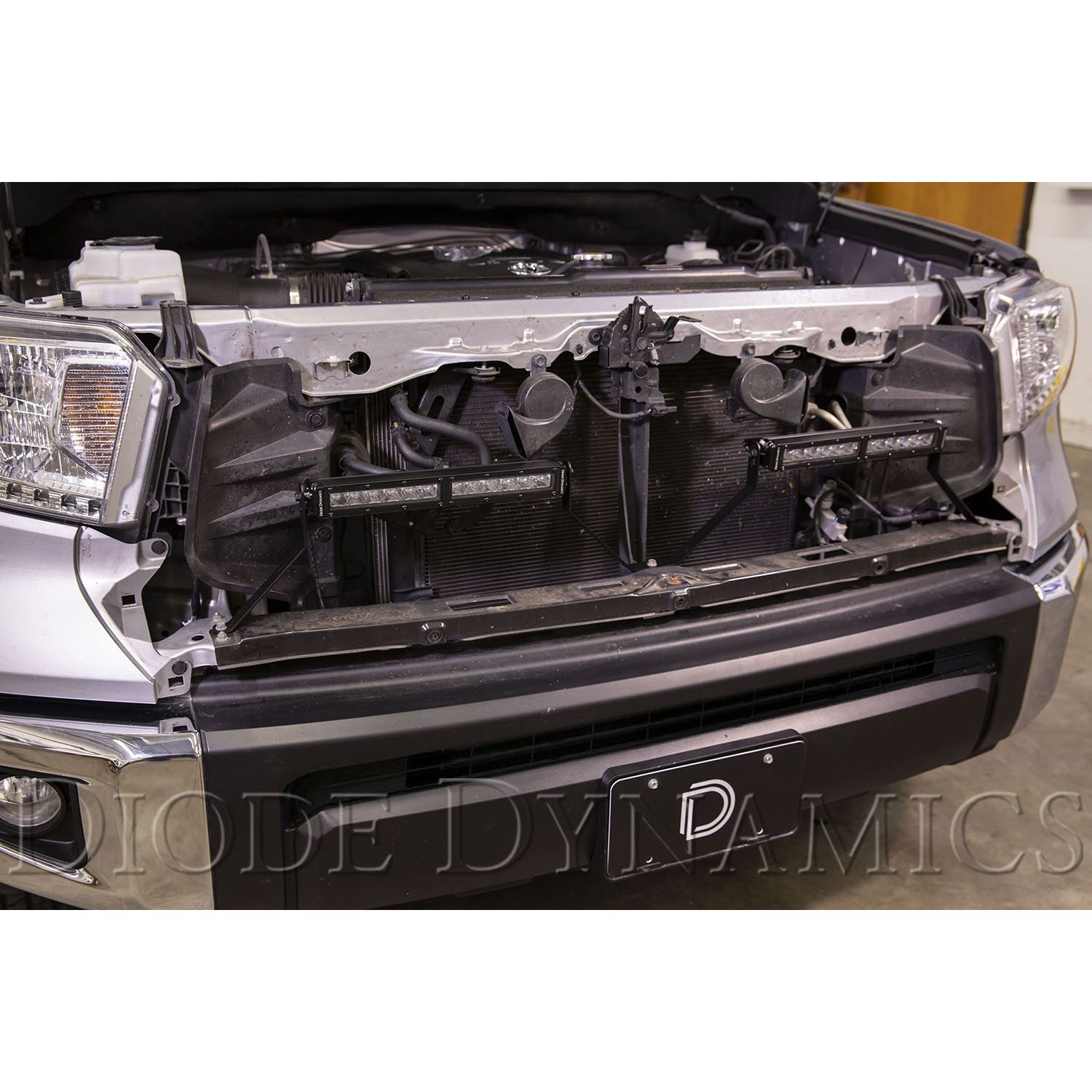 Light bar featuring advanced TIR optics for high efficiency and focus.