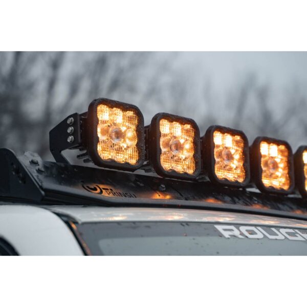 Allows you to mount one SS5 CrossLink Lightbar to a Prinsu/Sherpa roof rack.